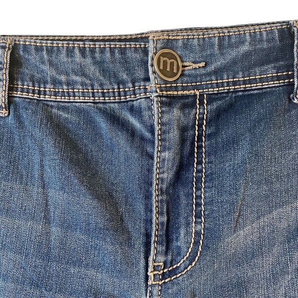 Maurices Jeans Women Size 20 Reg Embroidered Pockets Casual Distressed High Rise - Picture 12 of 13